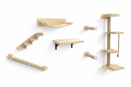 Arbre à chat mural ALTIS en bois avec plateformes, hamac, marches et poteaux griffoirs en sisal