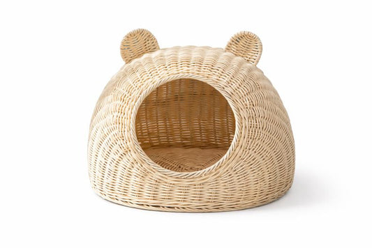 Niche tressée NESTA en rotin avec ouverture frontale et design cocoon pour chat